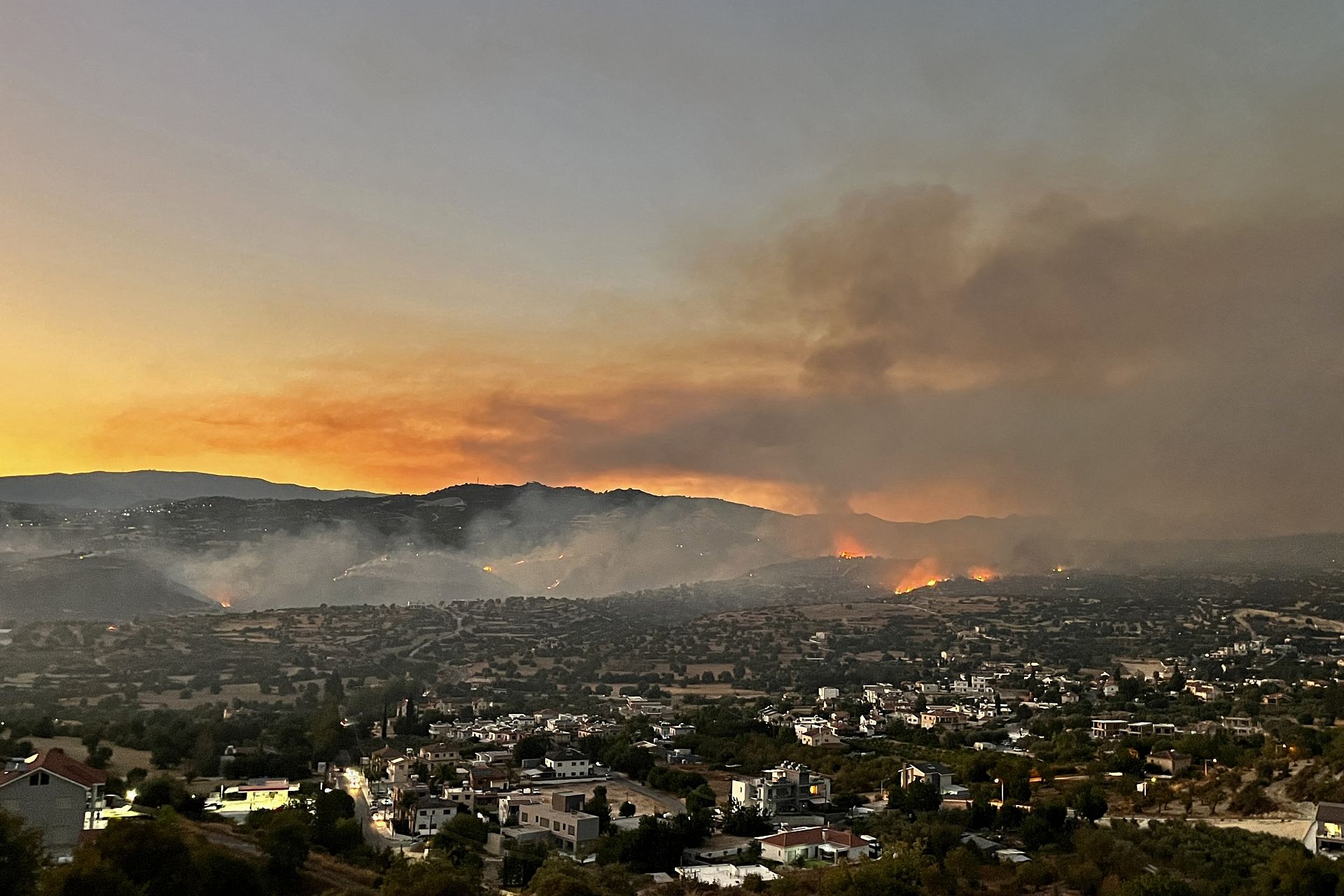Fire in the Cypriot village of Paramytha